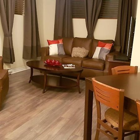 גטינו 1-Bedroom Apartment Sweet #8 By Amazing Property Rentals מראה חיצוני תמונה